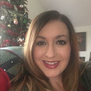 Meet your Posher, Alisha